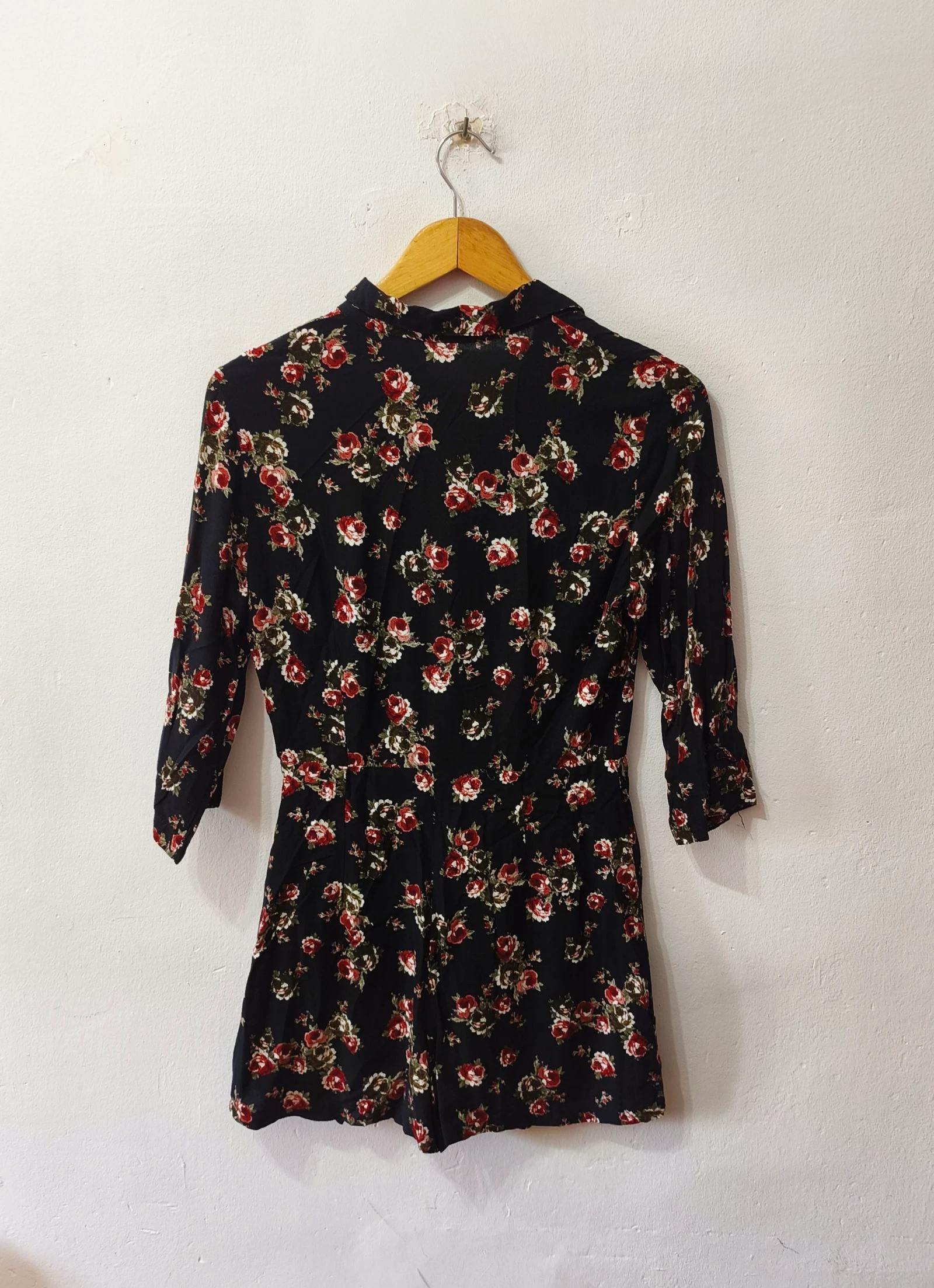 Mono corto floreado negro Bershka mujer Talla M – photo 2